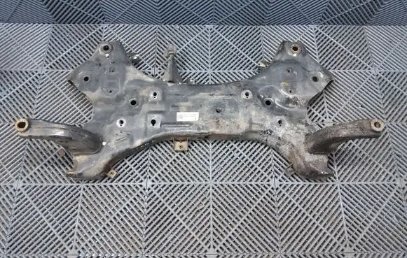 KIA Ceed Front subframe 62401G4AA0 62400G4AA0