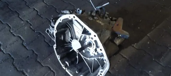 Manual 6 speed gearbox