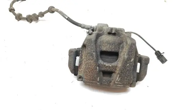 Audi A5 Sportback 8TA Front brake caliper