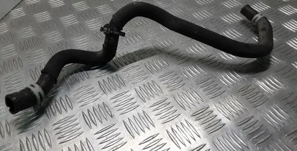 Volvo V40 Engine coolant pipe/hose 31368675