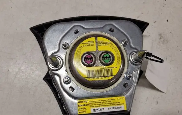 Volvo V50 Steering wheel airbag 8623347