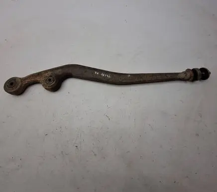 Toyota Land Cruiser (BJ70) Front control arm