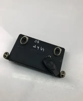 Mercedes-Benz E W211 Other control units/modules 2118201685