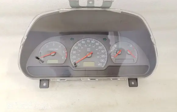 Volvo S40, V40 Speedometer (instrument cluster) 30857570