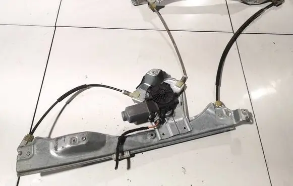 Renault Clio III Sliding door window regulator with motor 
