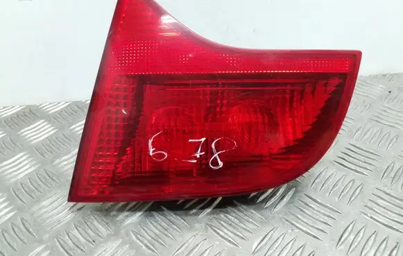 Audi A4 S4 B7 8E 8H Tailgate rear/tail lights 8E9945094