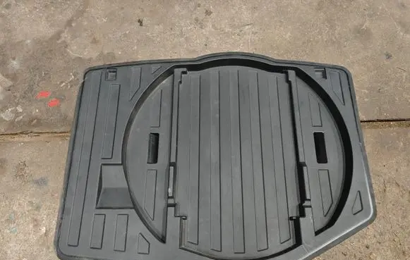 Audi A6 S6 C7 4G Spare wheel section trim 4G9863547