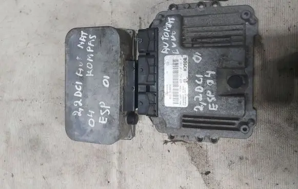 Renault Espace - Grand espace IV Engine control unit/module 0281011724 8200384133 8200340550