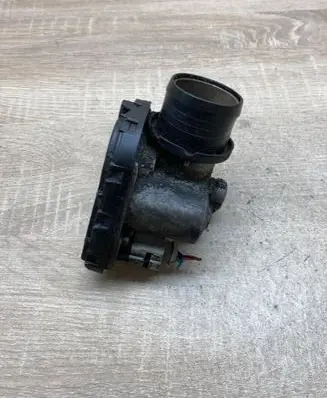 Renault Scenic II - Grand scenic II Throttle valve 8200302796