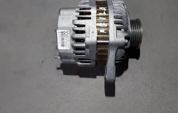 Opel Agila B Generator/alternator 3140085L11