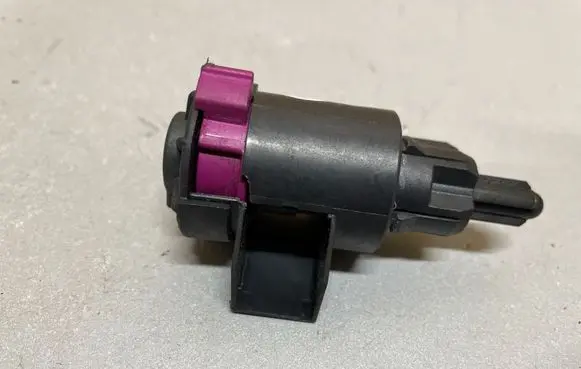 Audi Q5 SQ5 Brake pedal sensor switch 14689962
