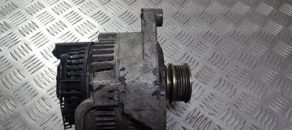 Volkswagen PASSAT B5 Generator/alternator