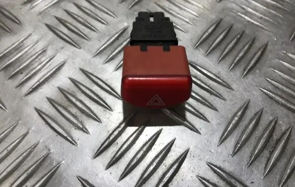 Nissan Micra Hazard light switch 06019