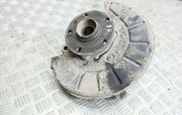 Volkswagen PASSAT B6 Front wheel hub spindle knuckle