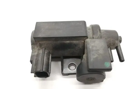 Toyota RAV 4 (XA30) Turbo solenoid valve 258190R011