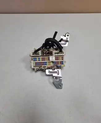 Nissan Qashqai Fuse module 4eb0a C6094
