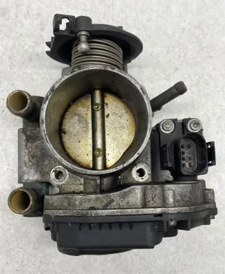 Audi A4 S4 B5 8D Throttle valve 408237210001 058133063