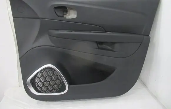 Renault Captur Front door card panel trim 809009648R