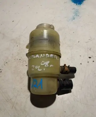 Mitsubishi Outlander Power steering fluid tank/reservoir