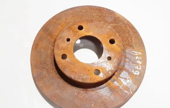Nissan Almera N16 Front brake disc ventiliuojamas