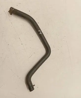 Engine coolant pipe/hose