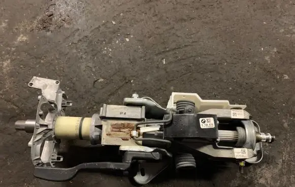 BMW 5 E60 E61 Steering wheel axle 6780876 260965246