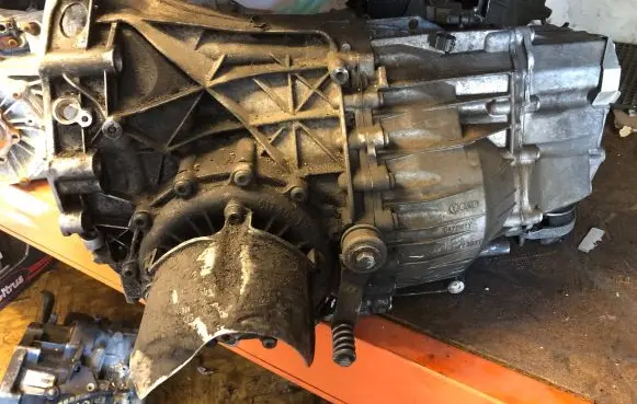 Audi A4 S4 B7 8E 8H Automatic gearbox HEK