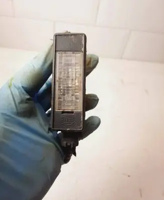 Citroen C4 I Number plate light 153012