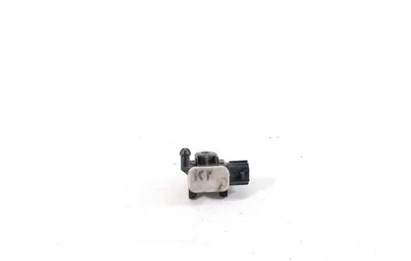 Mitsubishi Outlander Airbag deployment crash/impact sensor 8651A165
