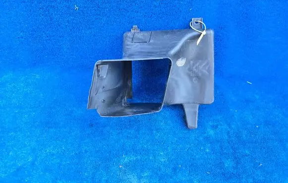 BMW 7 F01 F02 F03 F04 Intercooler air guide/duct channel 7308827