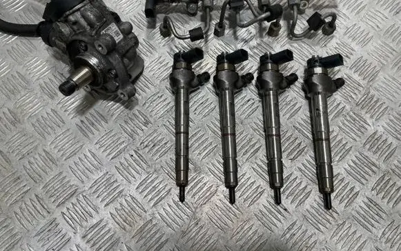 Audi A5 Sportback 8TA Fuel injectors set 04L130277AE 04L130755D