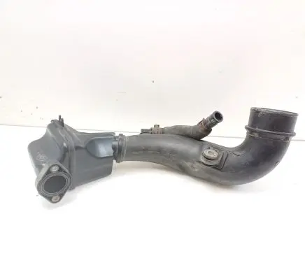 Nissan NV400 Intake resonator H8200987778 8200858600D