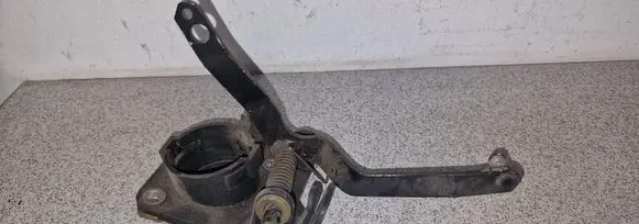 BMW 3 E36 Accelerator throttle pedal bracket 1159760
