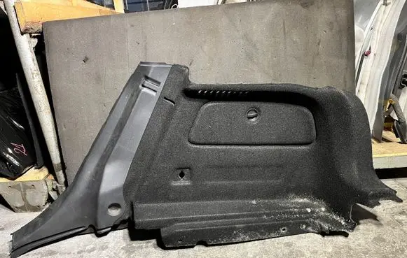 Mercedes-Benz A W176 Tailgate/boot cover trim set braknumeruczci