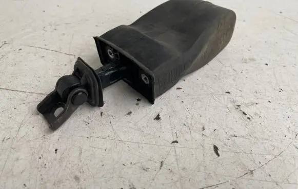 Volkswagen Tiguan Front door check strap stopper 5N0837249A 5N0837267