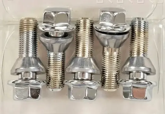 Volvo XC90 Nuts/bolts 
