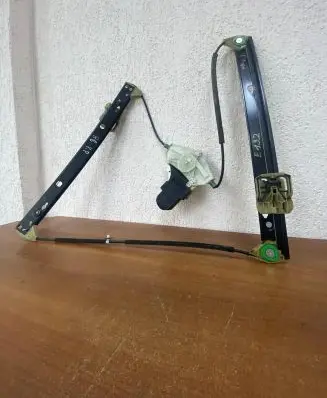 Audi A8 S8 D4 4H Front door electric window regulator 4H0837461A E132