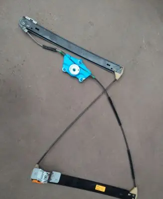 Seat Exeo (3R) Front window lifting mechanism without motor 8E0837462C