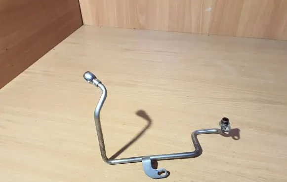 Audi A1 Turbo turbocharger oiling pipe/hose 03F145140E