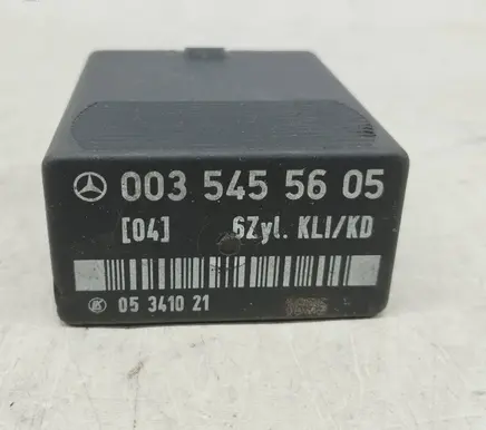 Mercedes-Benz E W124 Other relay 0035455605 A0035455605