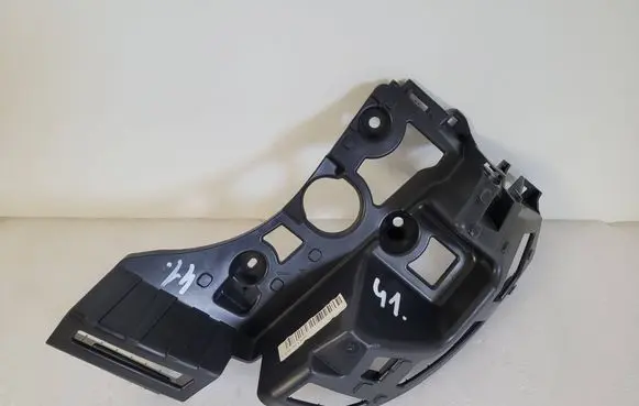 Opel Grandland X Rear bumper mounting bracket YP00035880 1800578X