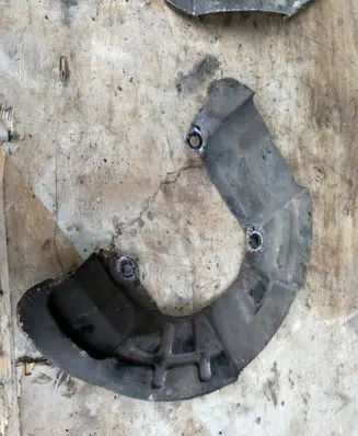 Volvo V70 Front brake disc dust cover plate 