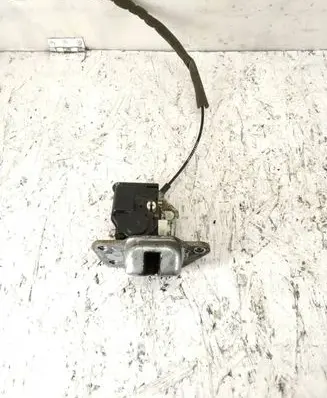 Jeep Grand Cherokee (WK) Tailgate/trunk/boot lock/catch/latch 05001