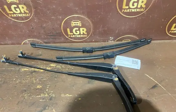 Opel Astra H Front wiper blade arm 13111220 13111219