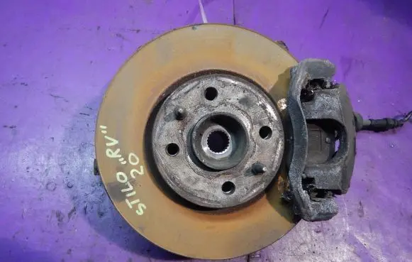 Fiat Stilo Front wheel hub spindle knuckle