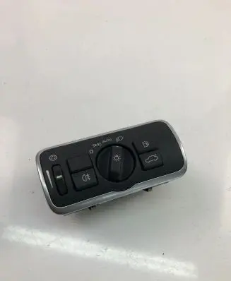 Volvo V60 Light switch 30739448