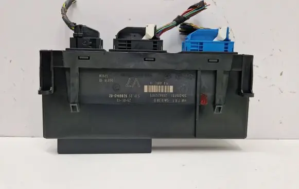 BMW 5 F10 F11 Comfort/convenience module 9286943 2686212975 504D16F01