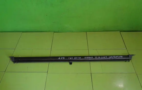 Mitsubishi Colt Parcel shelf load cover 80F