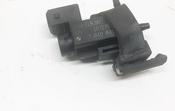 BMW 7 F01 F02 F03 F04 Turbo solenoid valve 7810831