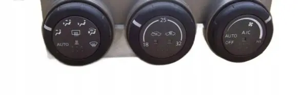Nissan X-Trail T30 Climate control unit